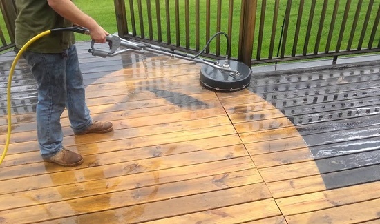 deck-cleaning-process fort washington