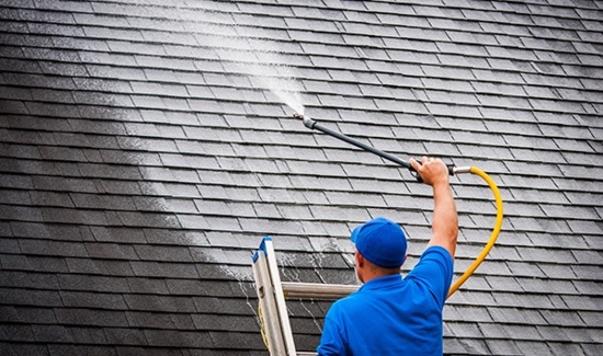 roof-cleaning-process fort washington